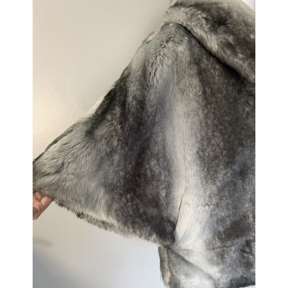 Calvin Klein Gray Faux Fur Coat Luxurious Short Bolero 3/4 Sleeve Womens XL - Picture 4 of 10